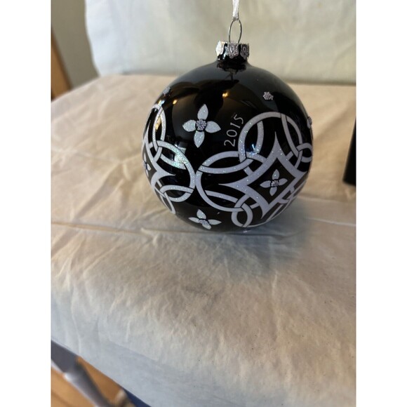 Vera Bradley 2015 Holiday Christmas ORNAMENT in Concerto pattern - Picture 5 of 8